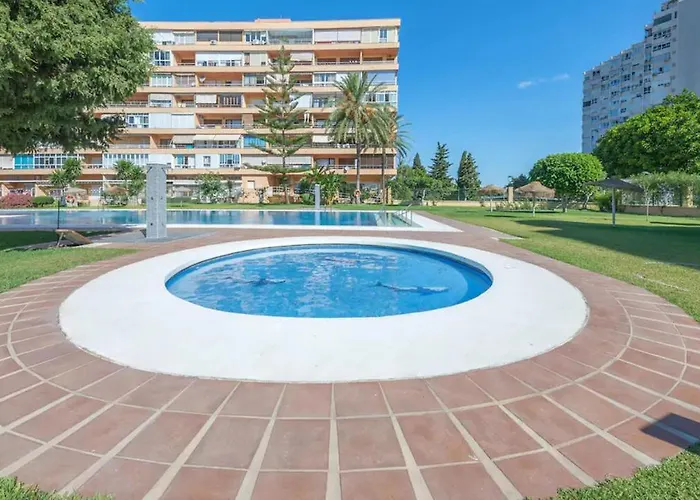 La Torre 1337 Precioso, Moderno Y Con Piscina Торремолинос