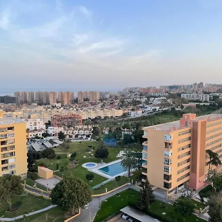 La Torre 1337 Precioso, Moderno Y Con Piscina Торремолінос
